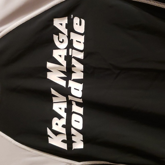 Krav Maga Worldwide Grappling Rashguard Size Large Moisture Wicking Tech - Picture 2 of 4